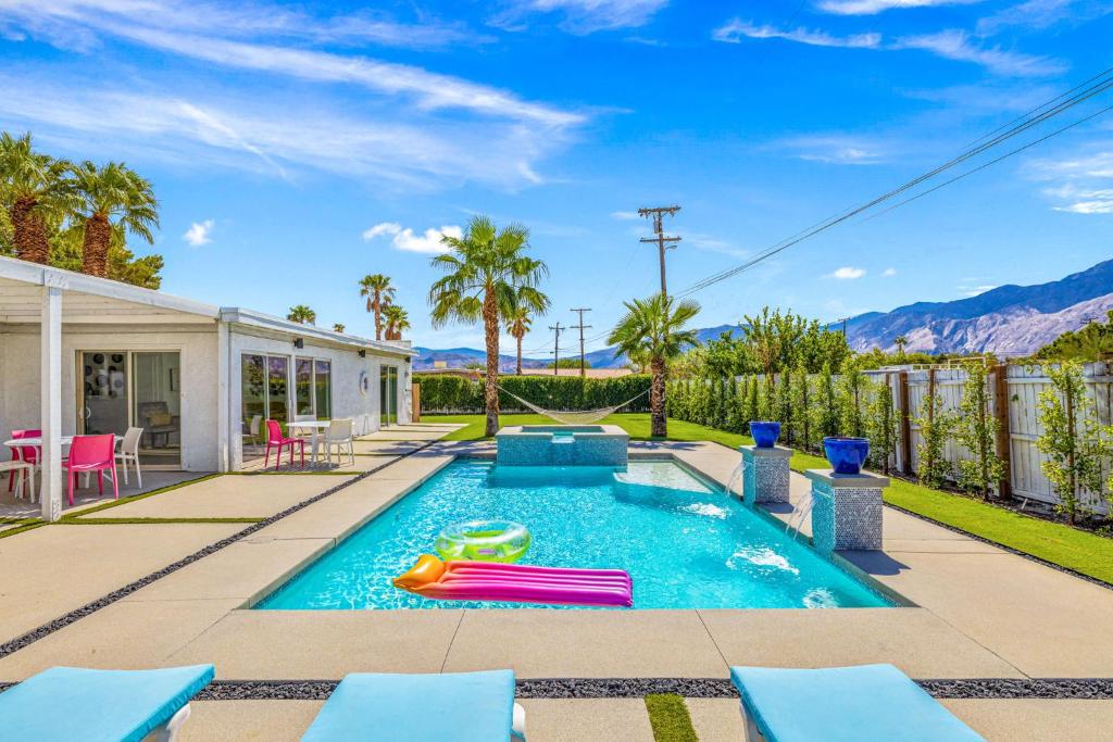 Azul Desert Escape! Beautiful pool home