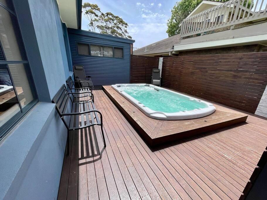 Sails to Sea - 4 Bedroom Pet Friendly Private Pool (Pambula Beach) 