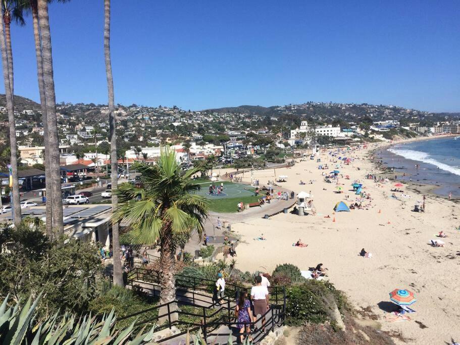 Laguna Beach Modern Home-beach across st/town 1blk