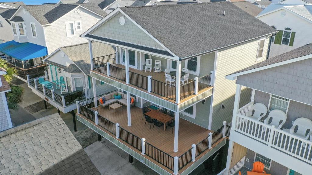 Beautiful Beach House w/Ocean View! Ocean Lakes SC