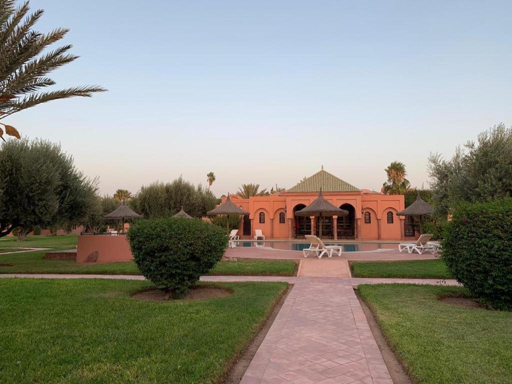 Villa avec piscine a Marrakech