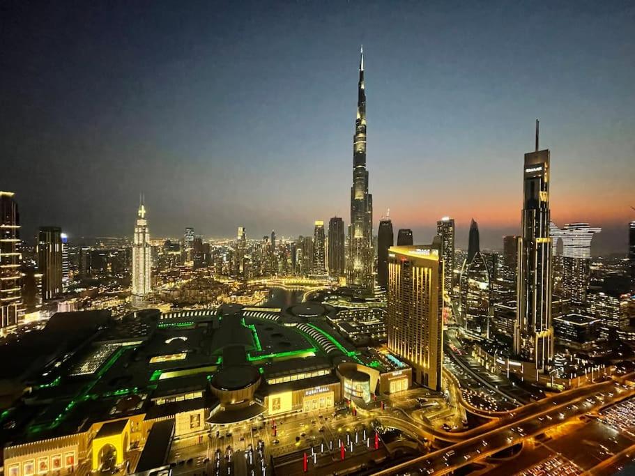 Magnificent 3BR with Full Burj Khalifa & Fountain view