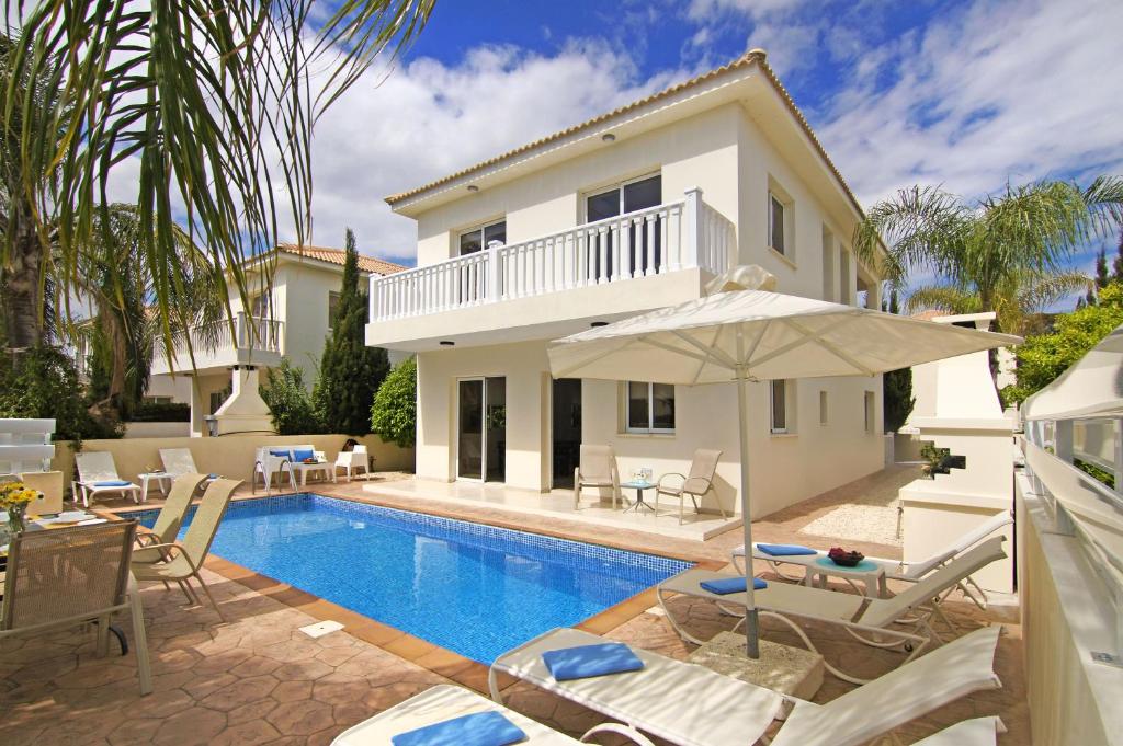 Nissi Sapphire Villa