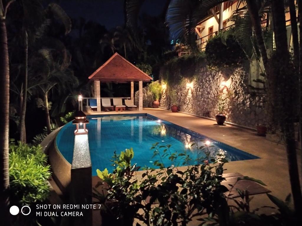 Baiyok Villa seaview and edge pool