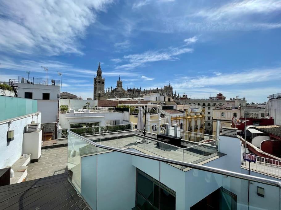 Brand New Amazing House by Cathedral/Giralda +Pool