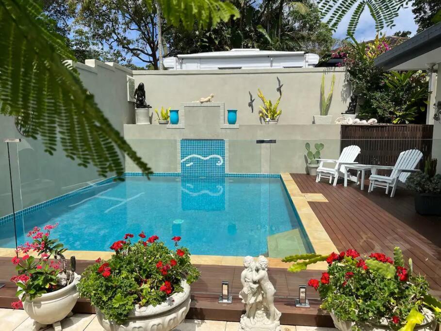 Beautiful 2Bdr House with Pool