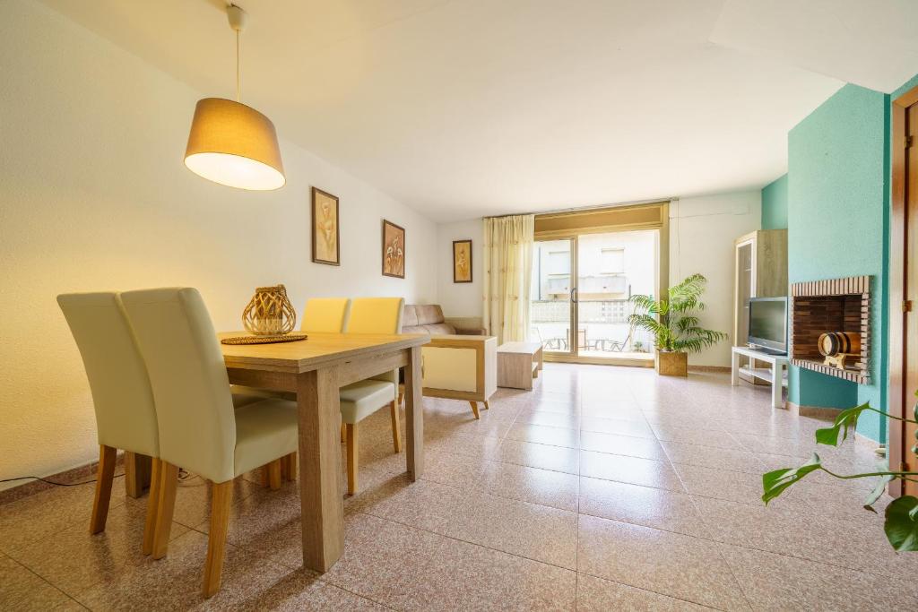 HomeHolidaysRentals Anglada - Costa Barcelona