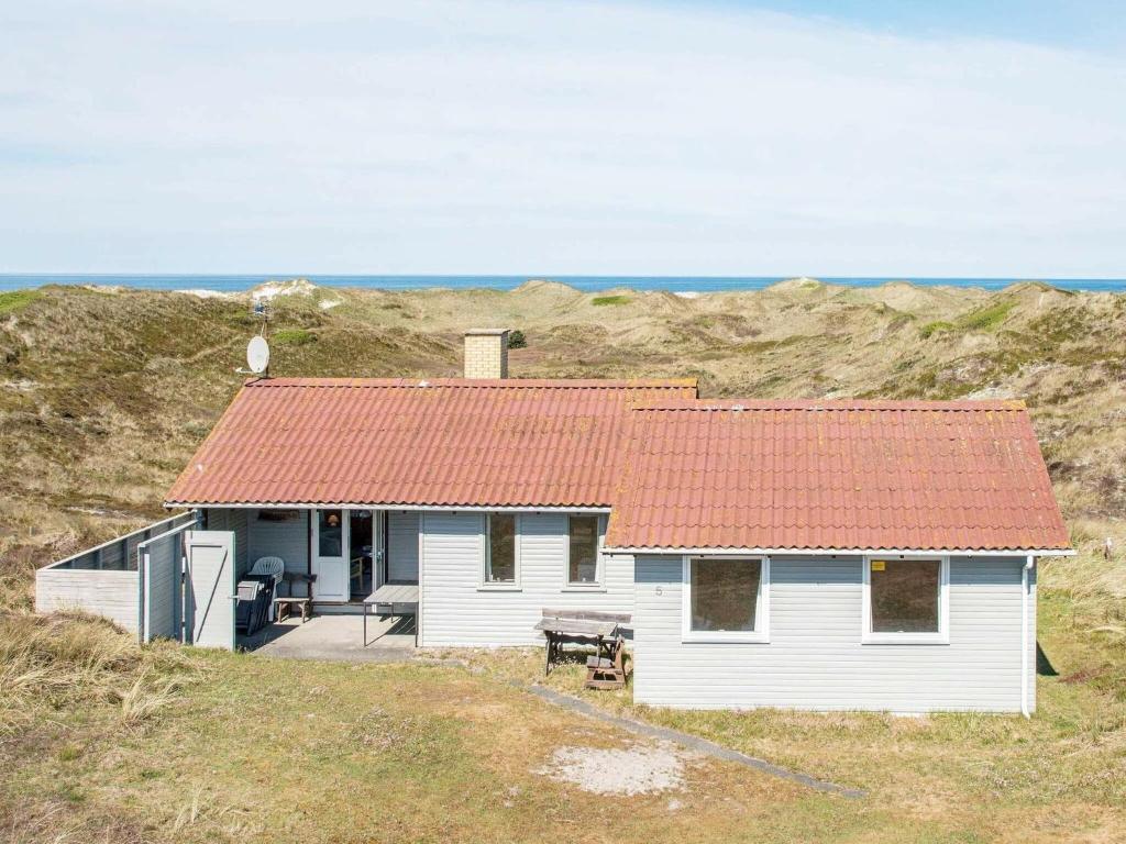 6 person holiday home in Henne